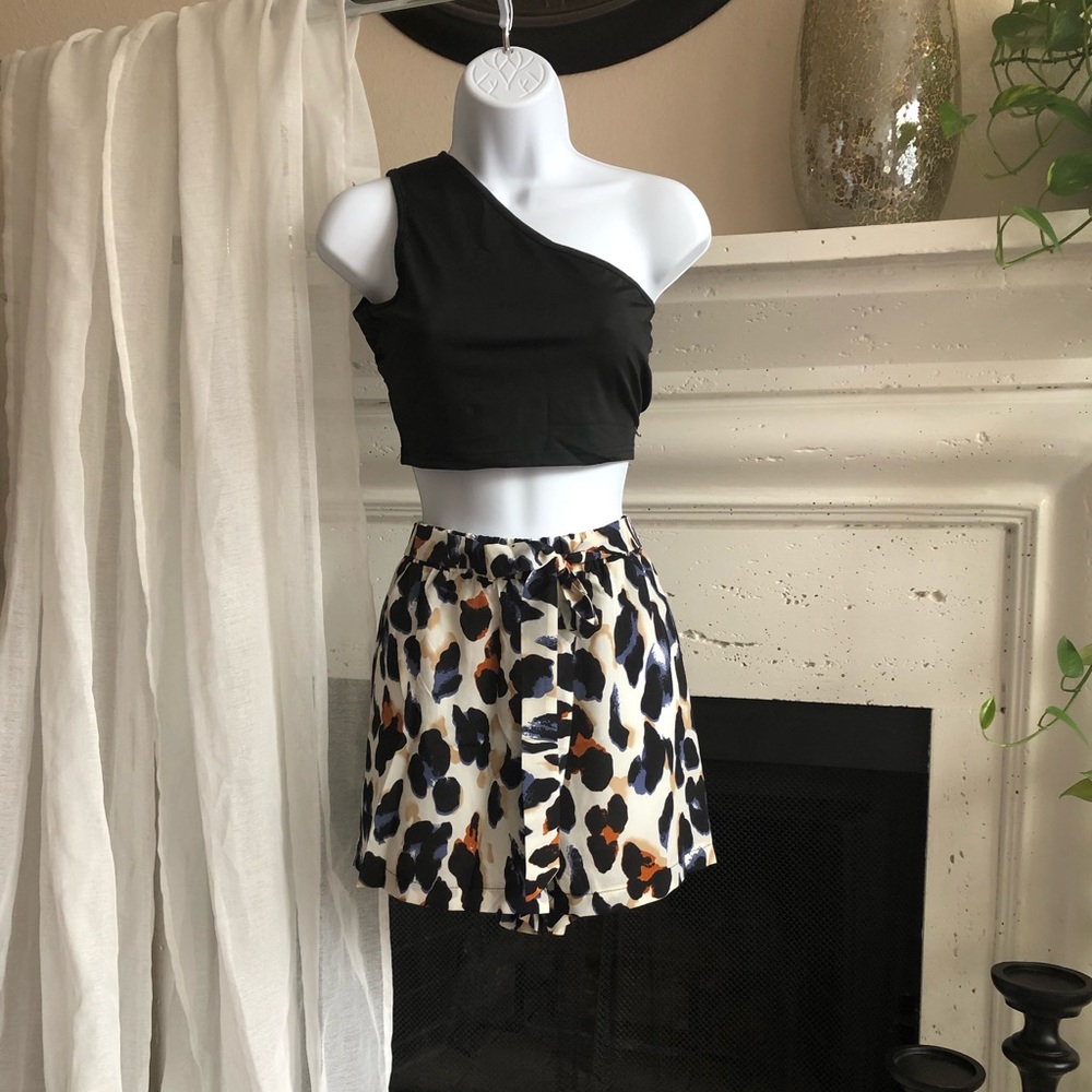 Tank & shorts outfit